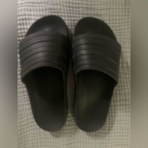 Adidas all-black slides